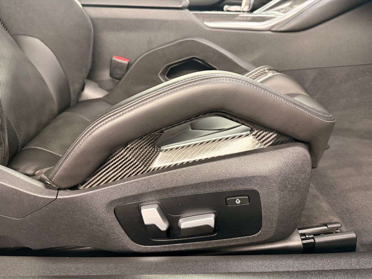 2021 BMW M4 2021 BMW M4