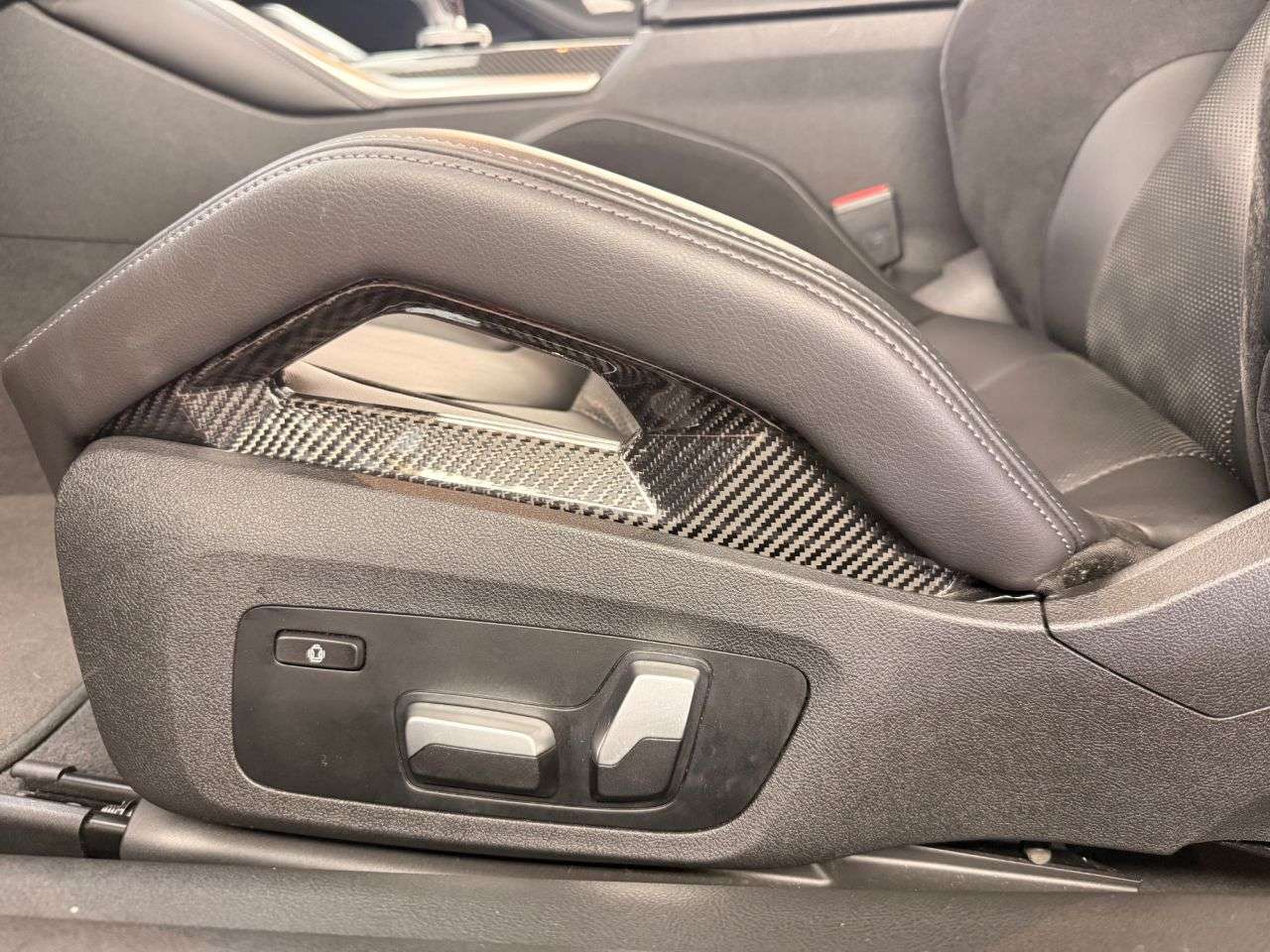 2021 BMW M4 2021 BMW M4