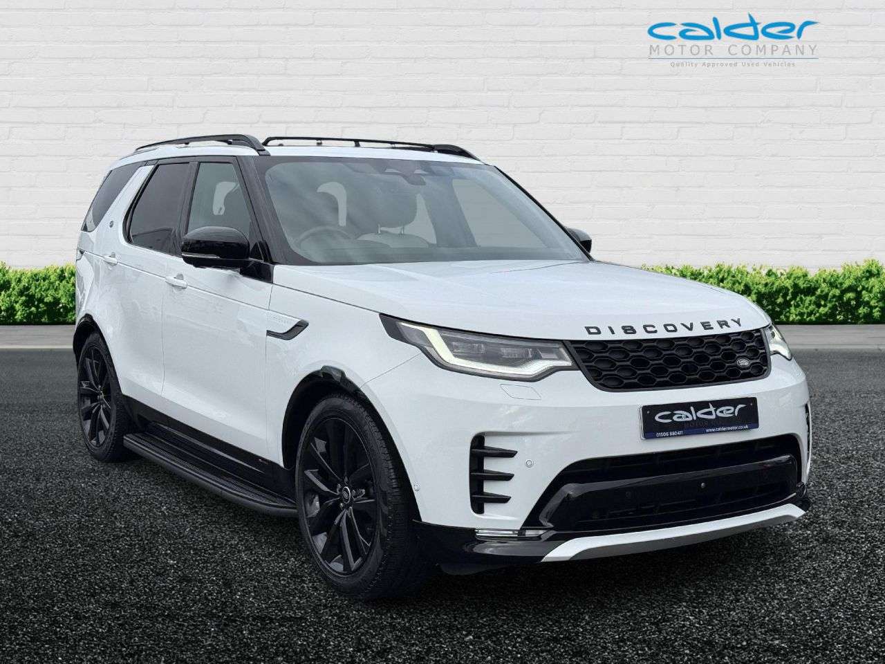 A 2021 LAND ROVER DISCOVERY 3.0 D250 MHEV R-Dynamic SE SUV 5dr Diesel Auto 4WD Euro 6 (s/s) (250 ps) 21 A 2021 LAND ROVER DISCOVERY 3.0 D250 MHEV R-Dynamic SE SUV 5dr Diesel Auto 4WD Euro 6 (s/s) (250 ps) 21