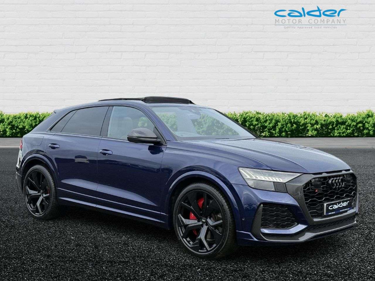 A 2021 AUDI RSQ8 4.0 TFSI V8 Carbon Black SUV 5dr Petrol Tiptronic quattro Euro 6 (s/s) (600 A 2021 AUDI RSQ8 4.0 TFSI V8 Carbon Black SUV 5dr Petrol Tiptronic quattro Euro 6 (s/s) (600