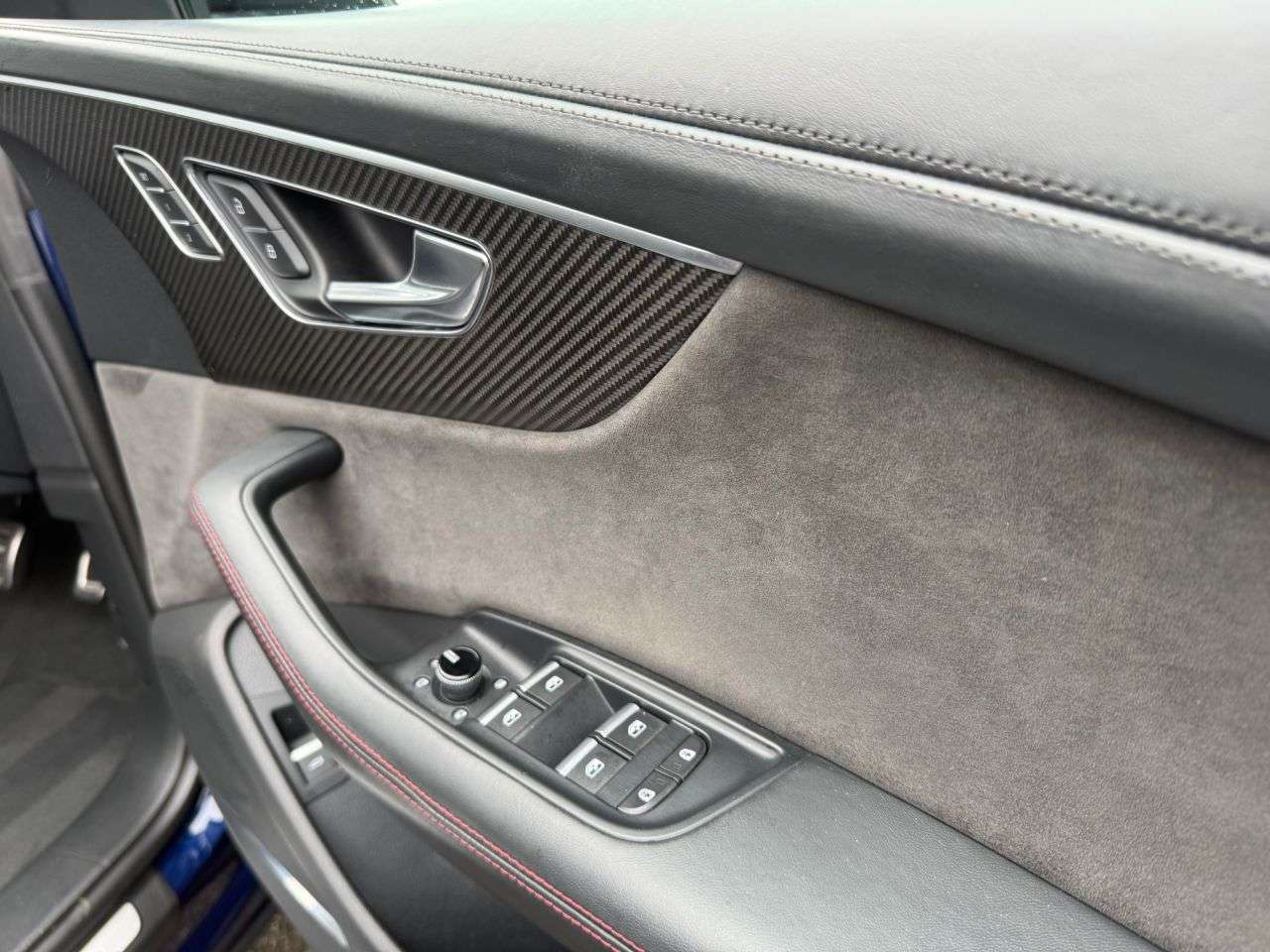 2021 AUDI RSQ8 2021 AUDI RSQ8