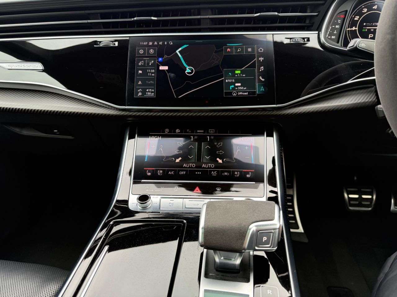 2021 AUDI RSQ8 2021 AUDI RSQ8