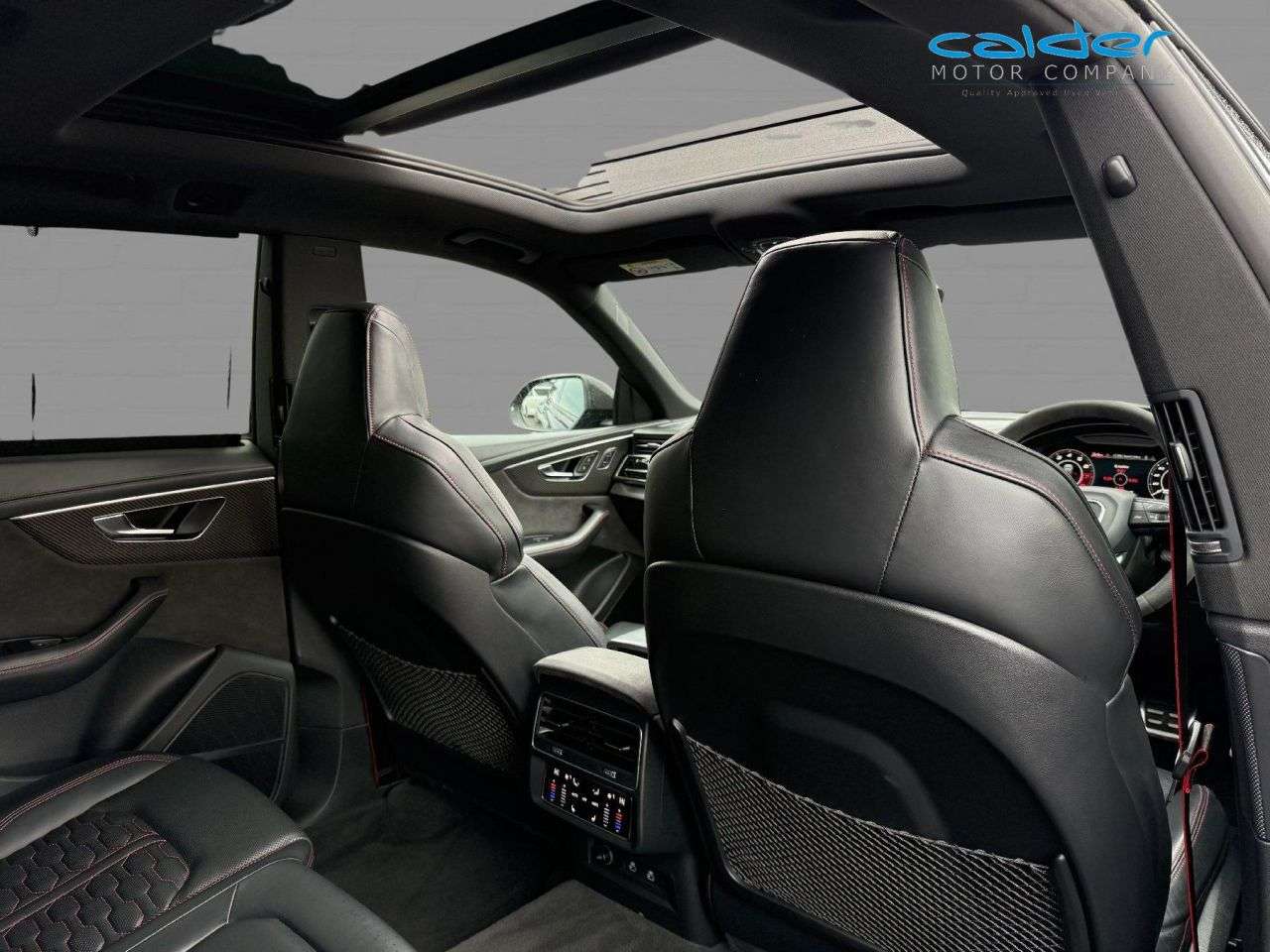 2021 AUDI RSQ8 2021 AUDI RSQ8