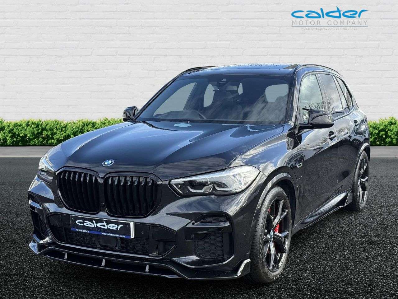 A 2022 BMW X5 3.0 45e 24kWh M Sport SUV 5dr Petrol Plug-in Hybrid Auto xDrive Euro 6 (s/s A 2022 BMW X5 3.0 45e 24kWh M Sport SUV 5dr Petrol Plug-in Hybrid Auto xDrive Euro 6 (s/s