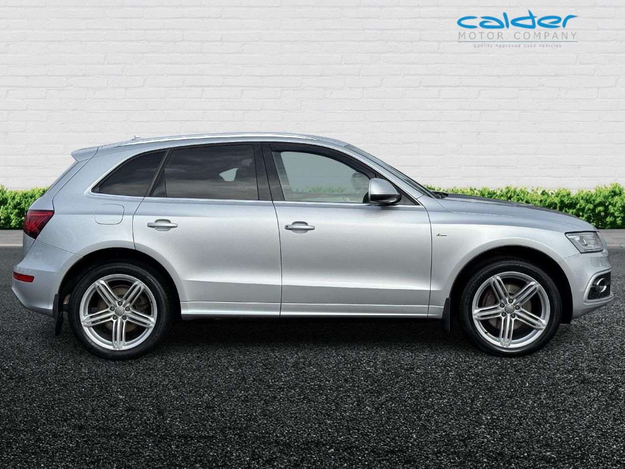 2013 AUDI Q5 2013 AUDI Q5
