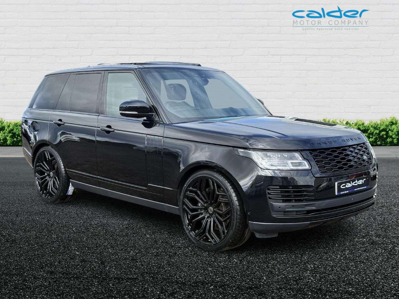A 2020 LAND ROVER RANGE ROVER WESTMINSTER BLACK A 2020 LAND ROVER RANGE ROVER WESTMINSTER BLACK