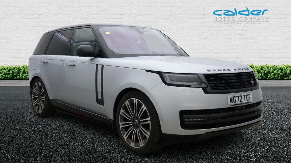 A 2023 LAND ROVER RANGE ROVER 4.4 P530 V8 Autobiography SUV 5dr Petrol Auto 4WD Euro 6 (s/s) (530 ps) 23" A 2023 LAND ROVER RANGE ROVER 4.4 P530 V8 Autobiography SUV 5dr Petrol Auto 4WD Euro 6 (s/s) (530 ps) 23"