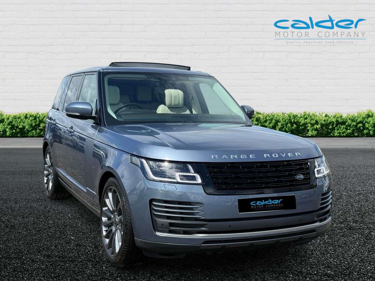 A 2021 LAND ROVER RANGE ROVER 3.0 D300 MHEV Vogue SUV 5dr Diesel Auto 4WD Euro 6 (s/s) (300 ps) 1 OWNER+2 A 2021 LAND ROVER RANGE ROVER 3.0 D300 MHEV Vogue SUV 5dr Diesel Auto 4WD Euro 6 (s/s) (300 ps) 1 OWNER+2