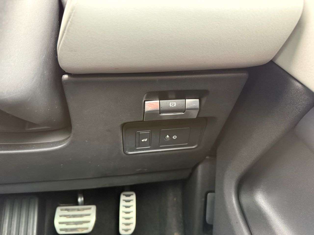 2019 LAND ROVER RANGE ROVER EVOQUE 2019 LAND ROVER RANGE ROVER EVOQUE