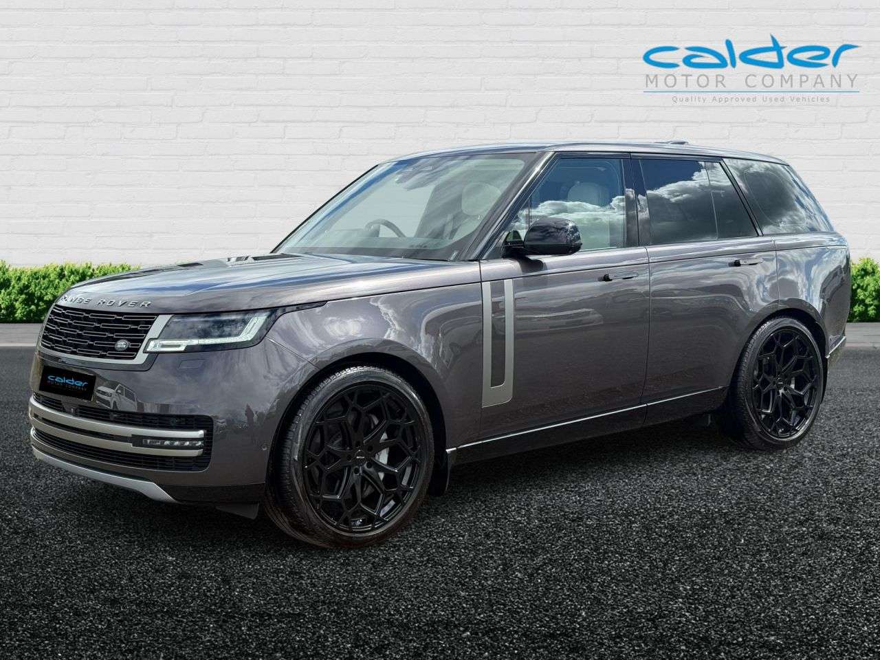 A 2022 LAND ROVER RANGE ROVER 3.0 D300 MHEV SE SUV 5dr Diesel Auto 4WD Euro 6 (s/s) (300 ps) FULL LR S/HI A 2022 LAND ROVER RANGE ROVER 3.0 D300 MHEV SE SUV 5dr Diesel Auto 4WD Euro 6 (s/s) (300 ps) FULL LR S/HI