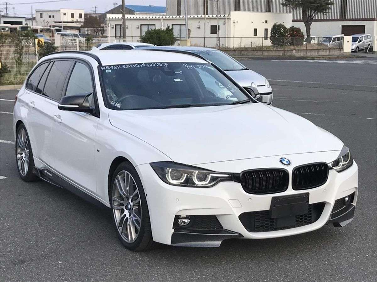 A 2015 BMW 3 SERIES 2.0 320D M SPORT TOURING 5DR DIESEL AUTO EURO 6 (S/S) (190 PS) IMMACULATE L A 2015 BMW 3 SERIES 2.0 320D M SPORT TOURING 5DR DIESEL AUTO EURO 6 (S/S) (190 PS) IMMACULATE L
