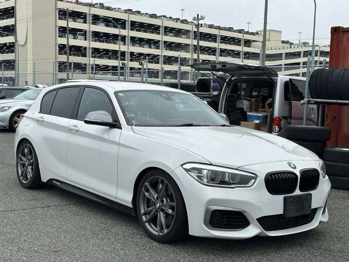 A 2015 BMW M135I M135I JDM VEHICLE+IMMACULATE+FSH+DUE IN A 2015 BMW M135I M135I JDM VEHICLE+IMMACULATE+FSH+DUE IN