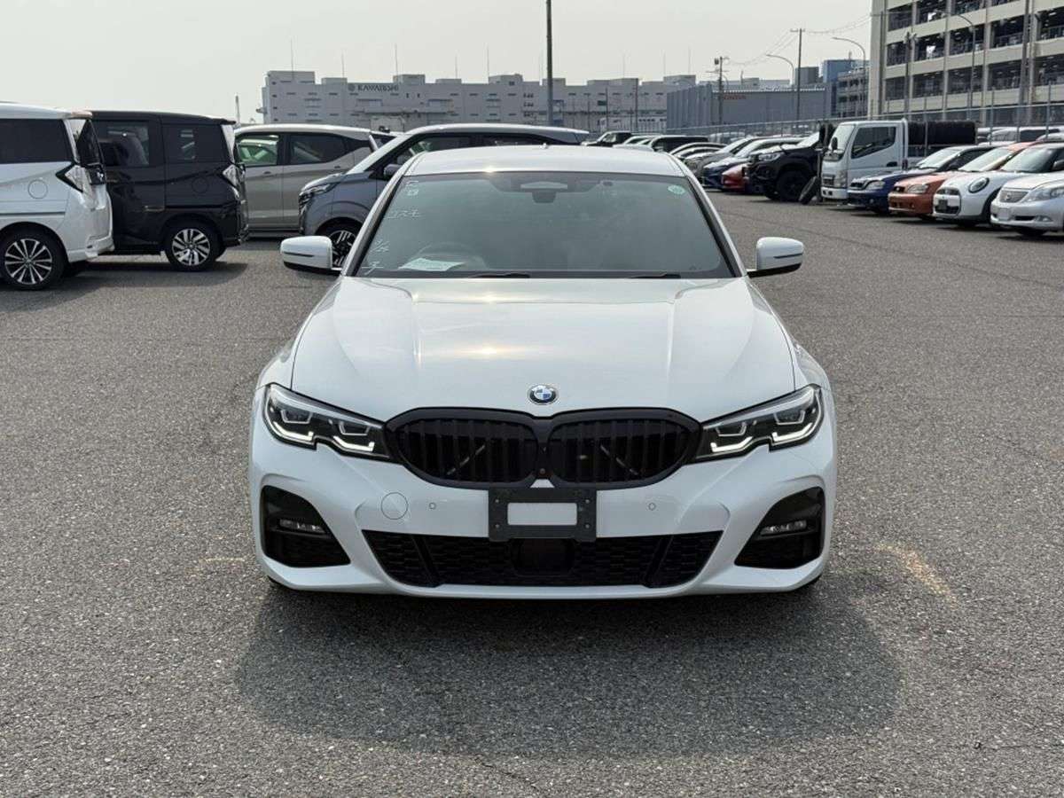 A 2019 BMW 3 SERIES 2.0 330I M SPORT SALOON 4DR PETROL AUTO EURO 6 (S/S) (258 PS) JDM VEHICLE+I A 2019 BMW 3 SERIES 2.0 330I M SPORT SALOON 4DR PETROL AUTO EURO 6 (S/S) (258 PS) JDM VEHICLE+I