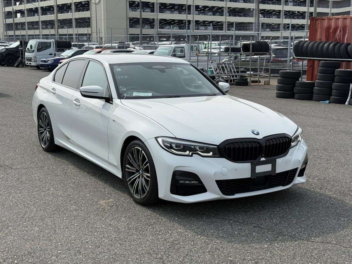 A 2019 BMW 3 SERIES 2.0 330I M SPORT SALOON 4DR PETROL AUTO EURO 6 (S/S) (258 PS) JDM VEHICLE+I A 2019 BMW 3 SERIES 2.0 330I M SPORT SALOON 4DR PETROL AUTO EURO 6 (S/S) (258 PS) JDM VEHICLE+I