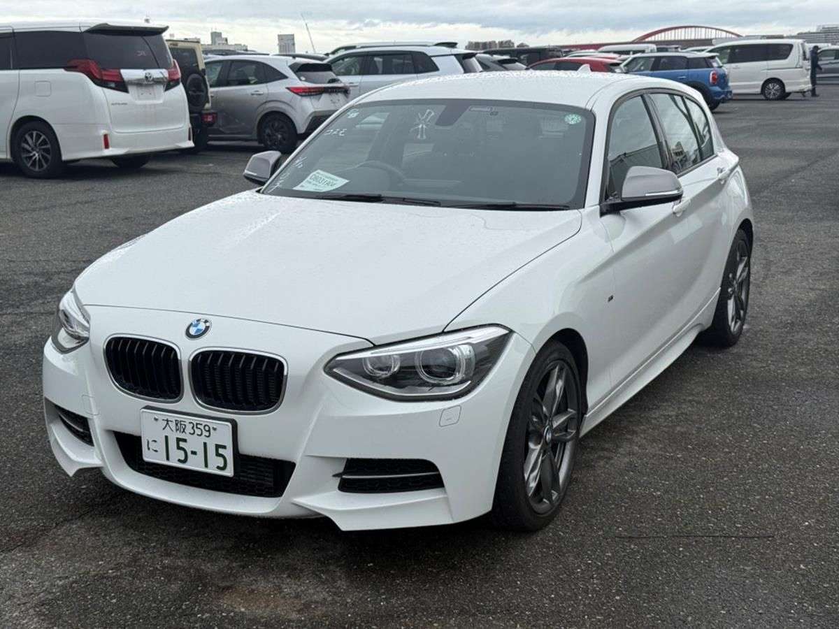 A 2015 BMW M135I M135I JDM VEHICLE+IMMACULATE+DUE IN A 2015 BMW M135I M135I JDM VEHICLE+IMMACULATE+DUE IN
