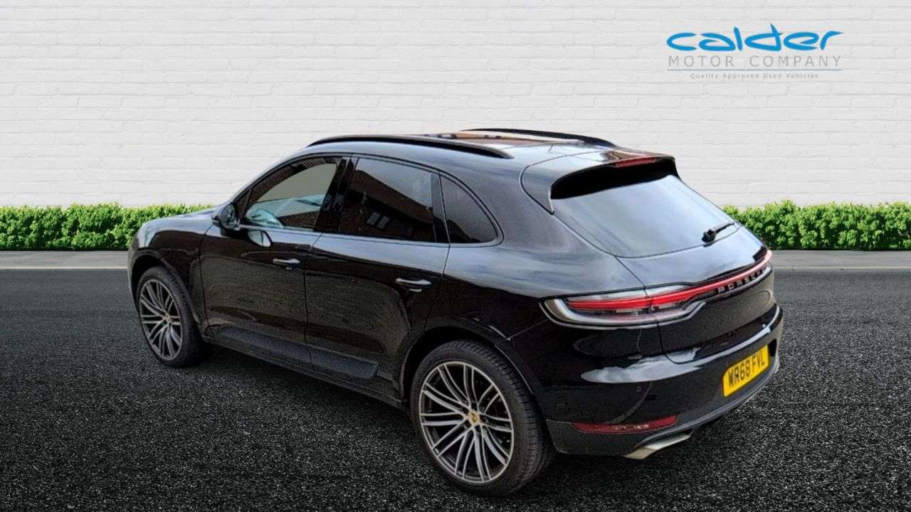 2018 PORSCHE MACAN 2018 PORSCHE MACAN