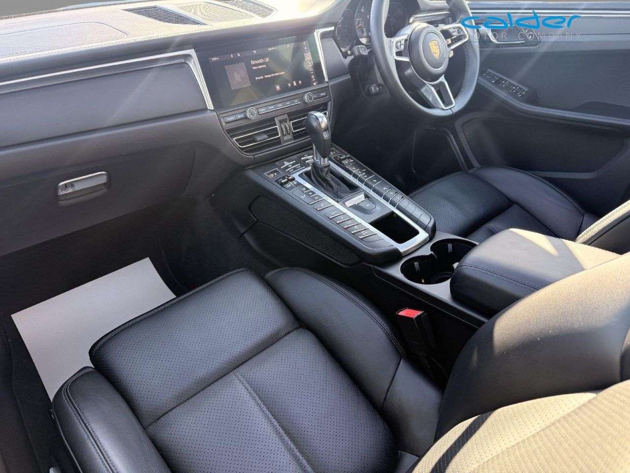 2018 PORSCHE MACAN 2018 PORSCHE MACAN