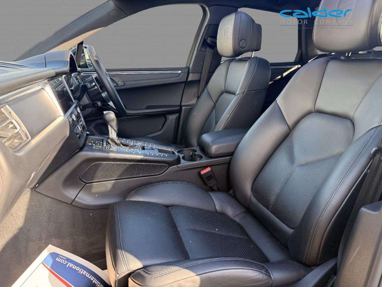 2018 PORSCHE MACAN 2018 PORSCHE MACAN