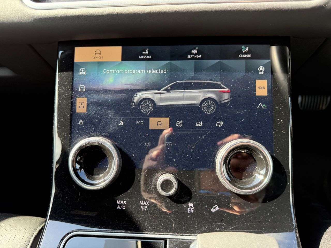 2021 LAND ROVER RANGE ROVER VELAR 2021 LAND ROVER RANGE ROVER VELAR
