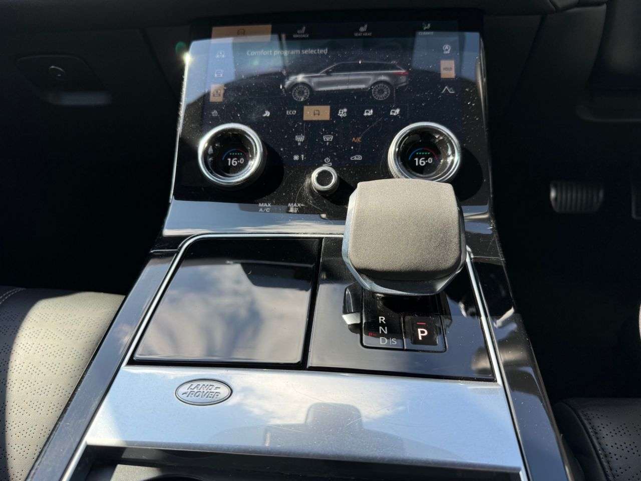2021 LAND ROVER RANGE ROVER VELAR 2021 LAND ROVER RANGE ROVER VELAR