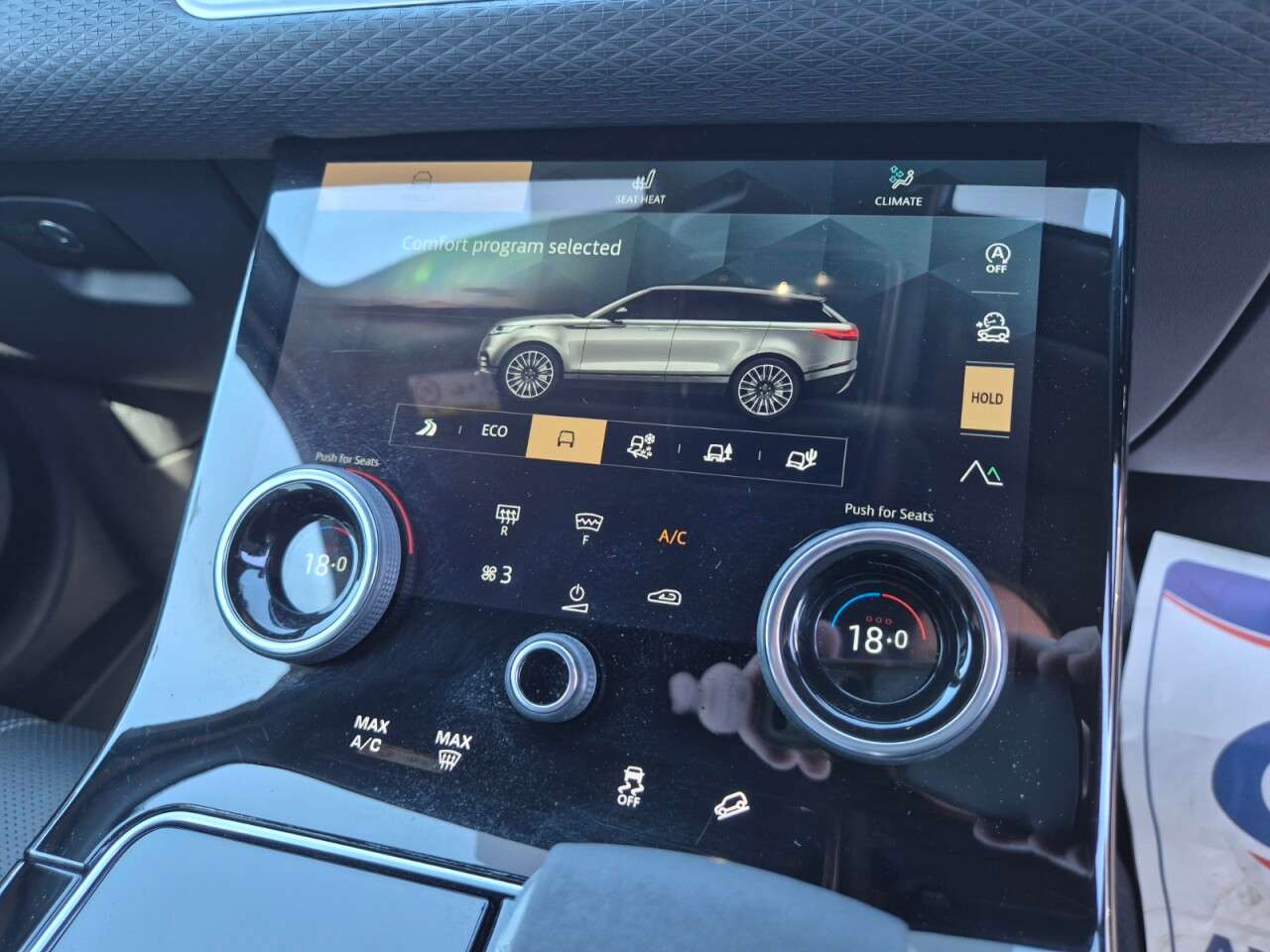 2022 LAND ROVER RANGE ROVER VELAR 2022 LAND ROVER RANGE ROVER VELAR