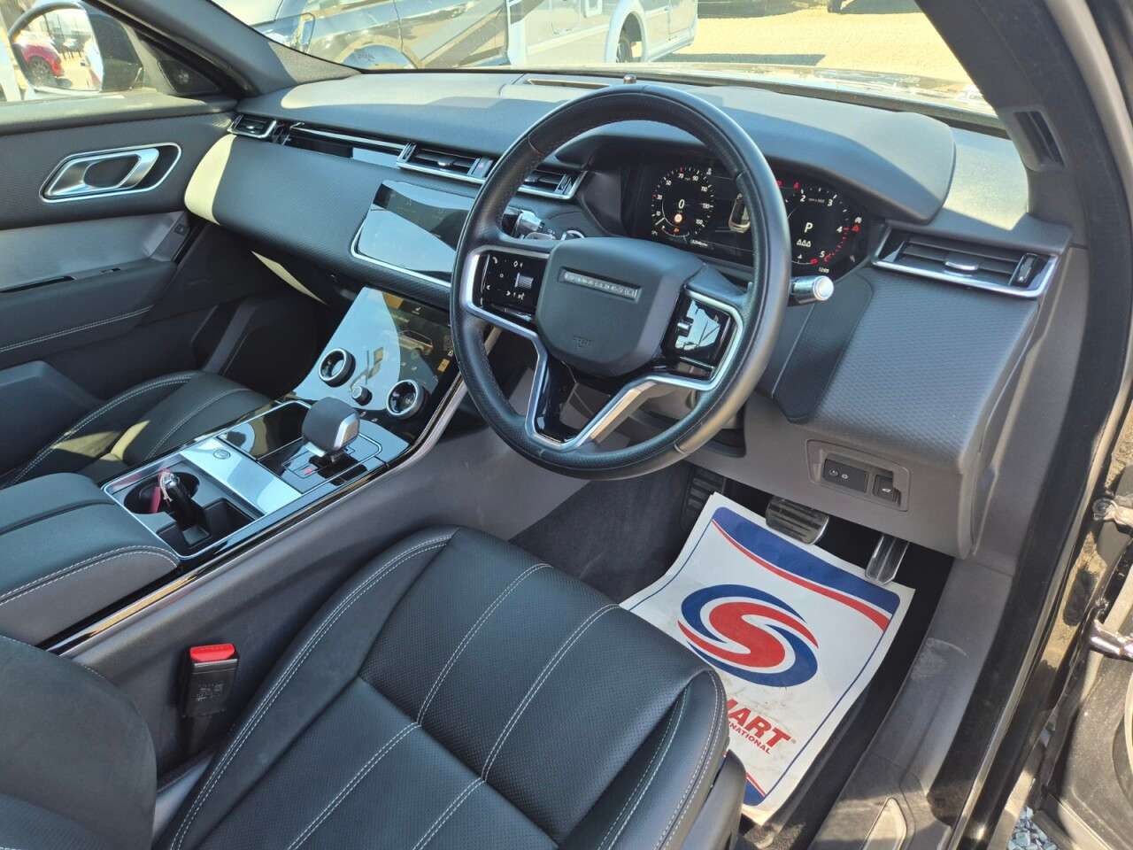 2022 LAND ROVER RANGE ROVER VELAR 2022 LAND ROVER RANGE ROVER VELAR