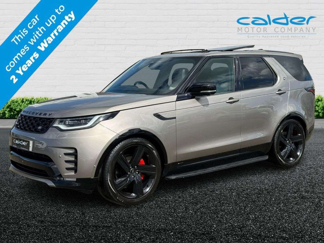 A 2021 LAND ROVER DISCOVERY 3.0 D250 MHEV R-Dynamic SE SUV 5dr Diesel Auto 4WD Euro 6 (s/s) (250 ps) OP A 2021 LAND ROVER DISCOVERY 3.0 D250 MHEV R-Dynamic SE SUV 5dr Diesel Auto 4WD Euro 6 (s/s) (250 ps) OP