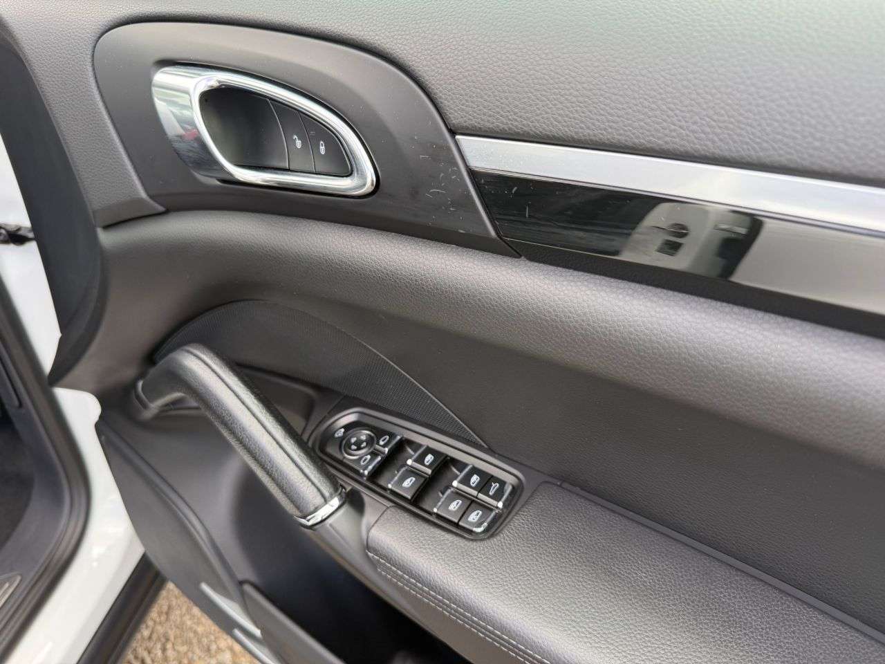2016 PORSCHE CAYENNE 2016 PORSCHE CAYENNE