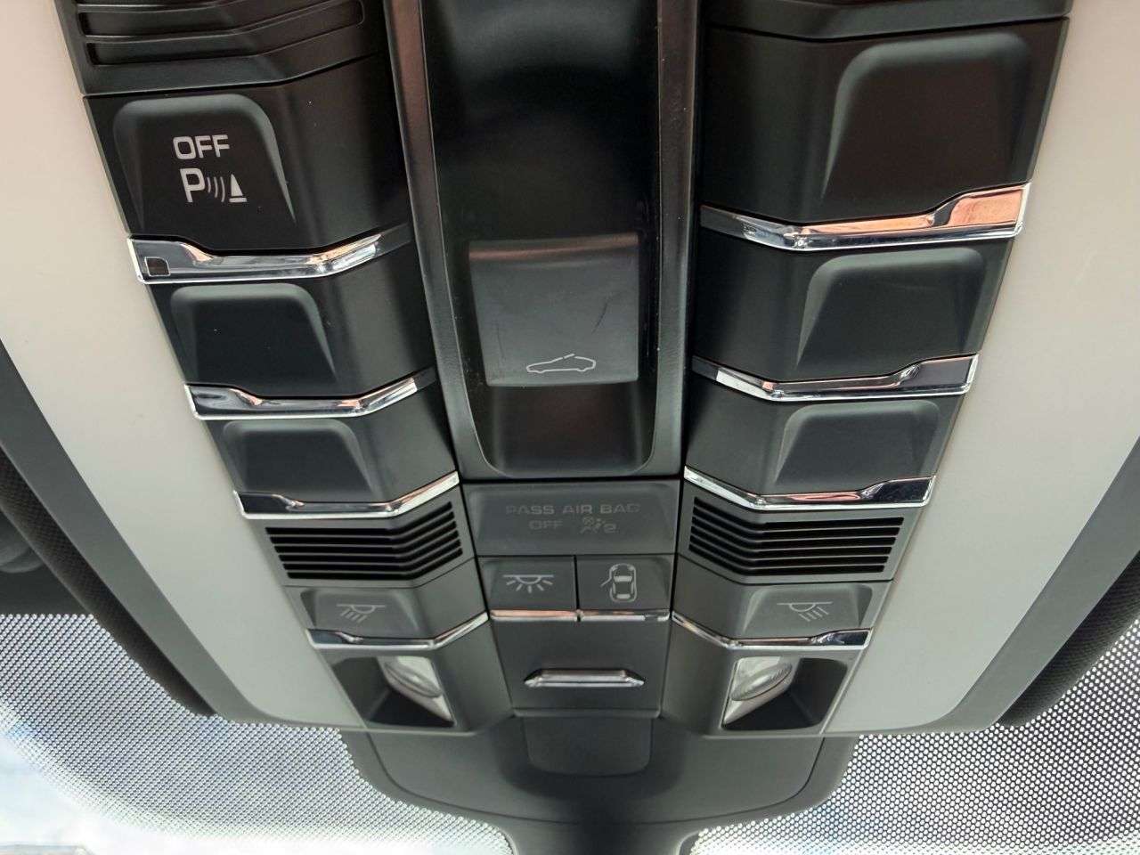 2016 PORSCHE CAYENNE 2016 PORSCHE CAYENNE