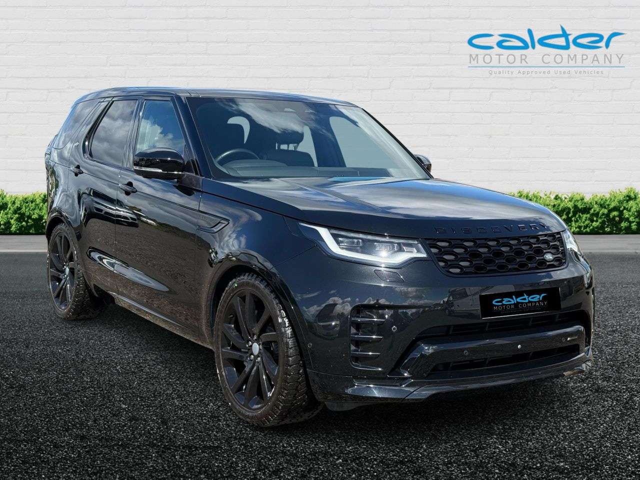 A 2023 LAND ROVER DISCOVERY 3.0 D300 MHEV R-Dynamic SE SUV 5dr Diesel Auto 4WD Euro 6 (s/s) (300 ps) 22 A 2023 LAND ROVER DISCOVERY 3.0 D300 MHEV R-Dynamic SE SUV 5dr Diesel Auto 4WD Euro 6 (s/s) (300 ps) 22