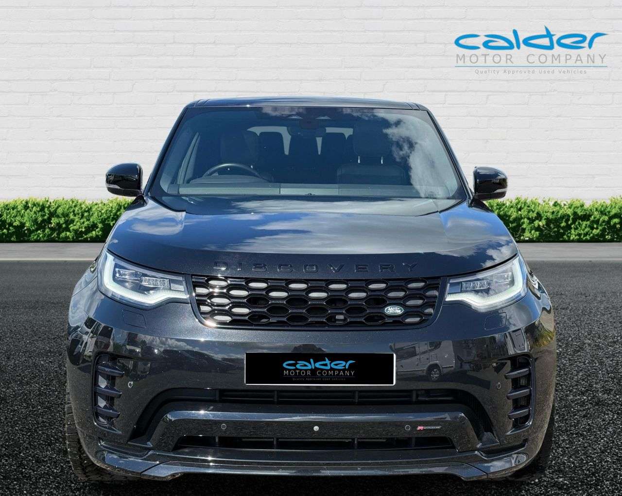A 2023 LAND ROVER DISCOVERY 3.0 D300 MHEV R-Dynamic SE SUV 5dr Diesel Auto 4WD Euro 6 (s/s) (300 ps) 22 A 2023 LAND ROVER DISCOVERY 3.0 D300 MHEV R-Dynamic SE SUV 5dr Diesel Auto 4WD Euro 6 (s/s) (300 ps) 22