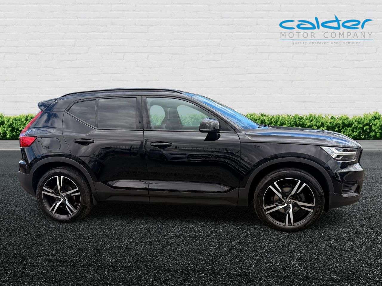 2021 VOLVO XC40 2021 VOLVO XC40