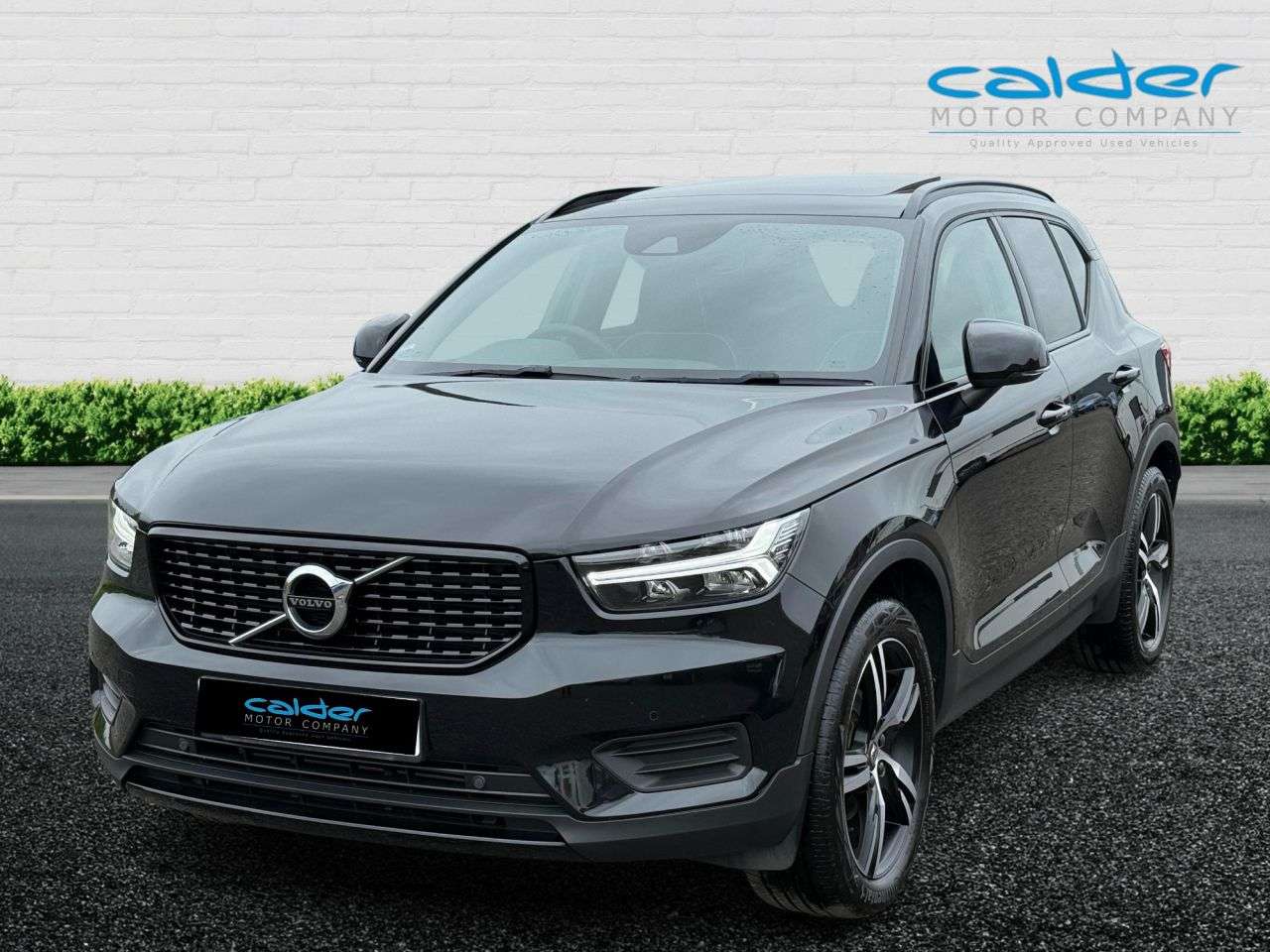 A 2021 VOLVO XC40 1.5 T3 R-Design SUV 5dr Petrol Auto Euro 6 (s/s) (163 ps) PANROOF+19"ALLOYS A 2021 VOLVO XC40 1.5 T3 R-Design SUV 5dr Petrol Auto Euro 6 (s/s) (163 ps) PANROOF+19"ALLOYS