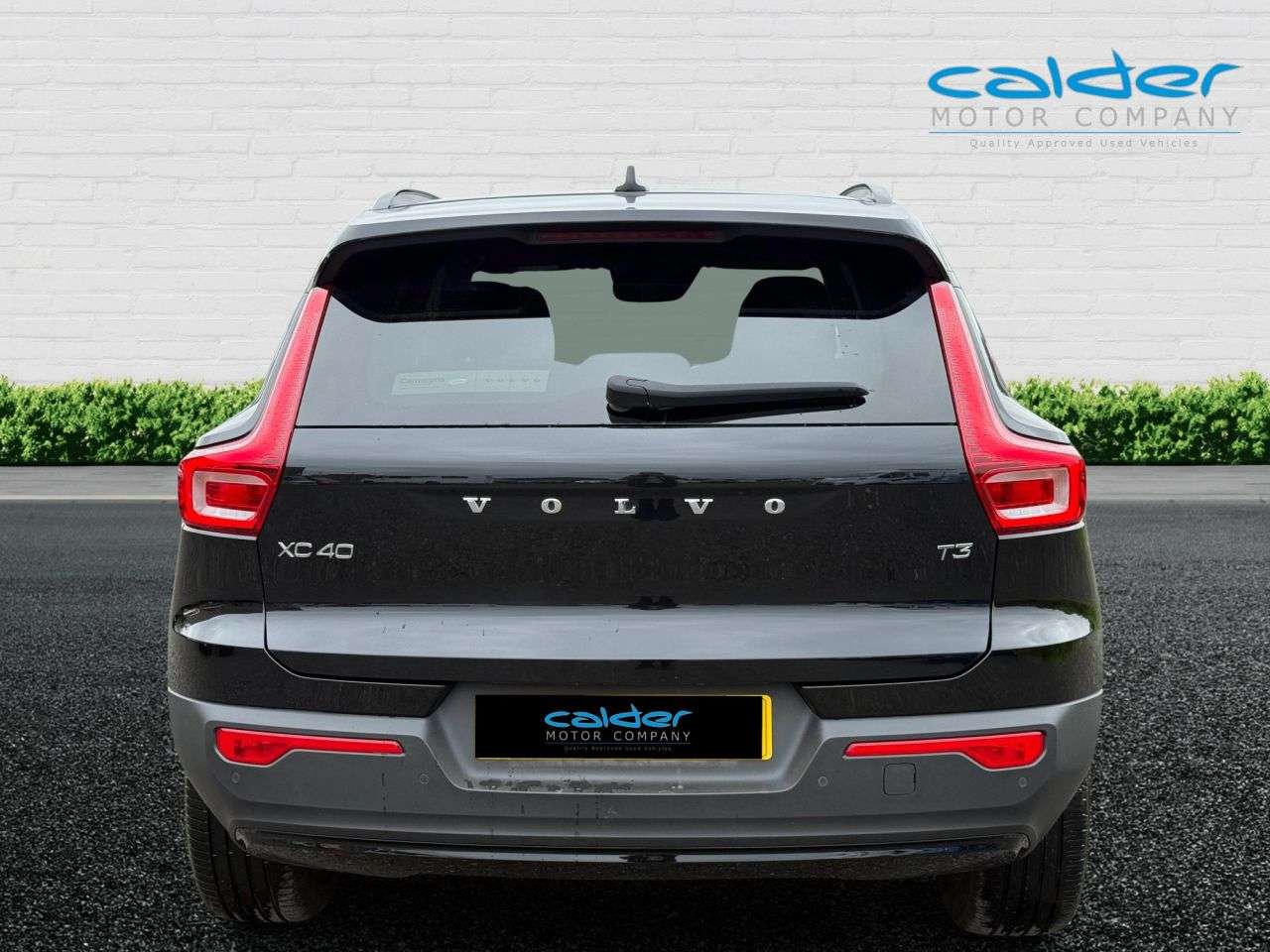 2021 VOLVO XC40 2021 VOLVO XC40
