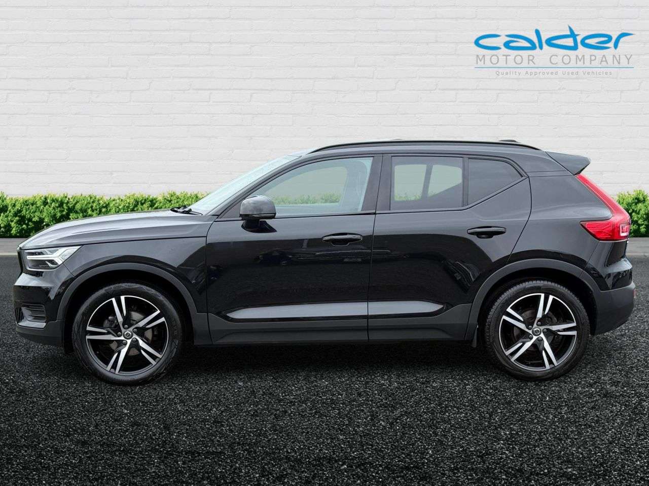 2021 VOLVO XC40 2021 VOLVO XC40