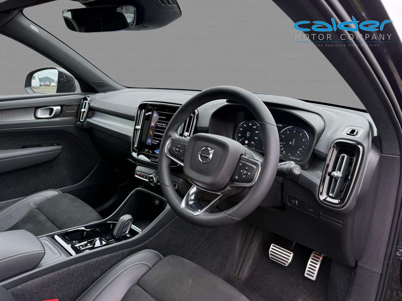 2021 VOLVO XC40 2021 VOLVO XC40