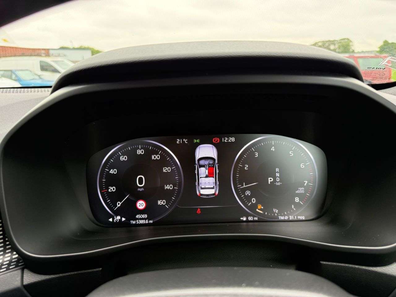 2021 VOLVO XC40 2021 VOLVO XC40
