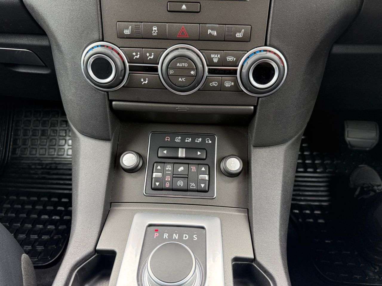 2015 LAND ROVER DISCOVERY 4 2015 LAND ROVER DISCOVERY 4
