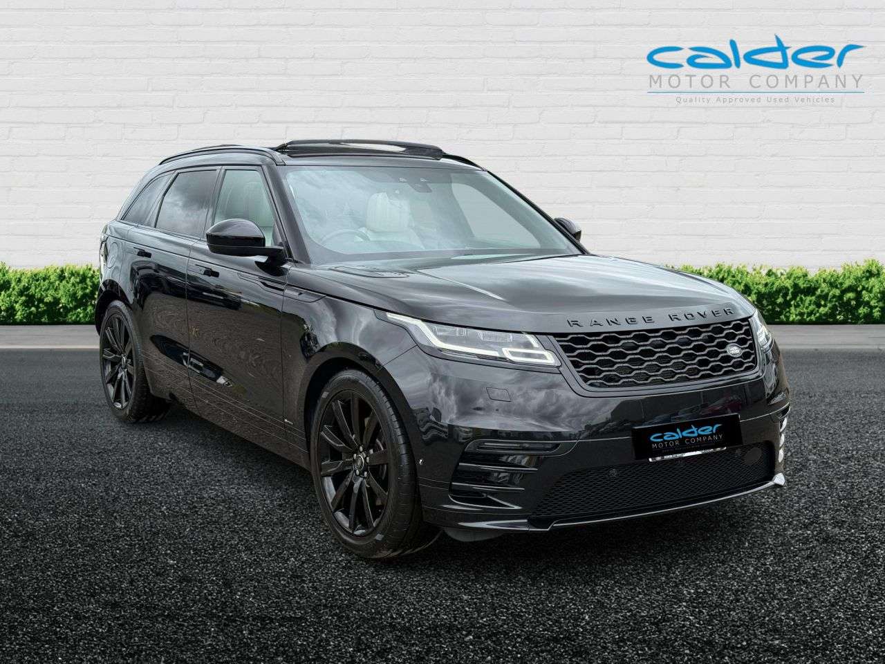 A 2018 LAND ROVER RANGE ROVER VELAR 3.0 SD6 V6 R-Dynamic HSE SUV 5dr Diesel Auto 4WD Euro 6 (s/s) (300 ps) PANR A 2018 LAND ROVER RANGE ROVER VELAR 3.0 SD6 V6 R-Dynamic HSE SUV 5dr Diesel Auto 4WD Euro 6 (s/s) (300 ps) PANR