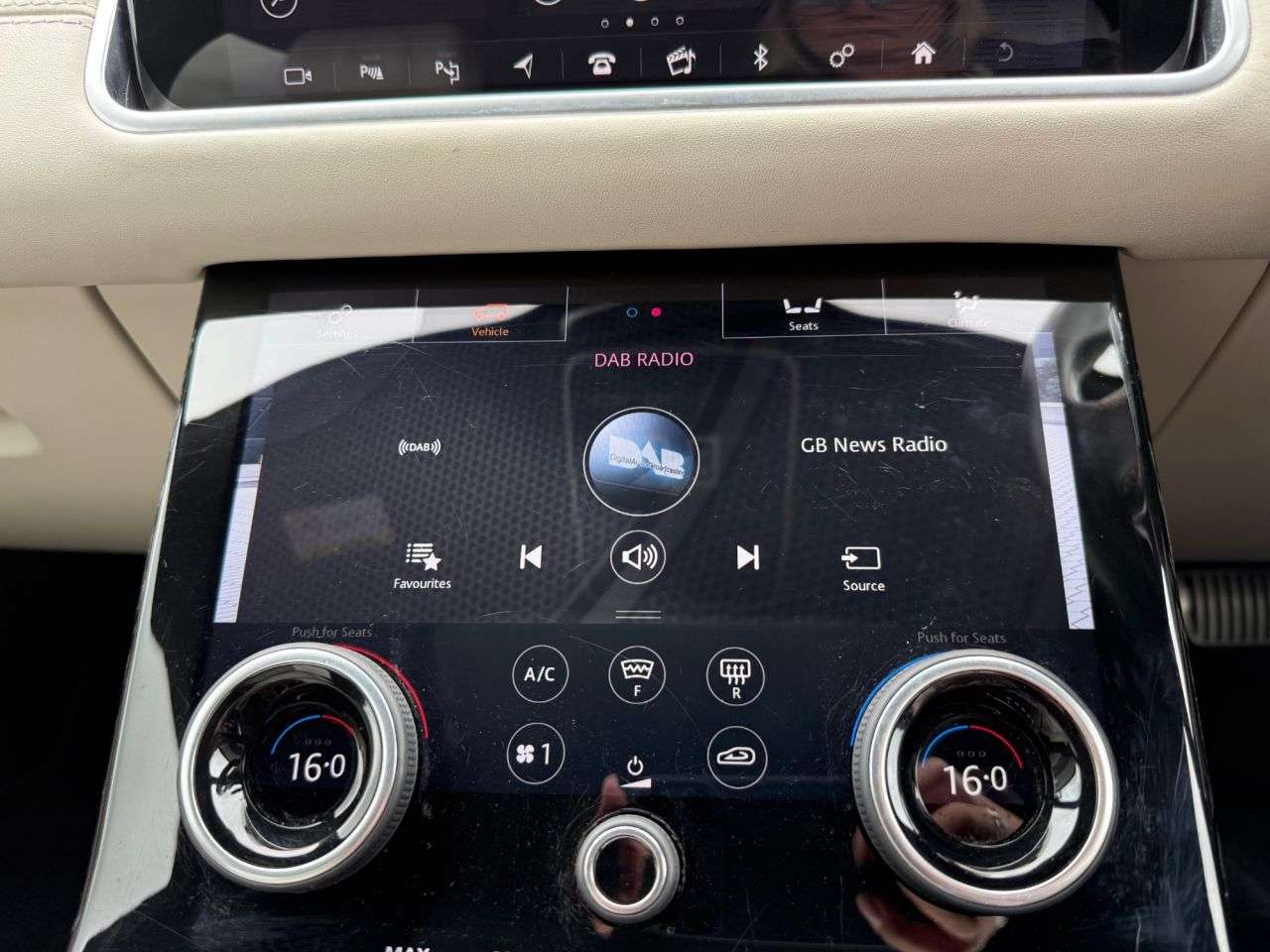 2018 LAND ROVER RANGE ROVER VELAR 2018 LAND ROVER RANGE ROVER VELAR