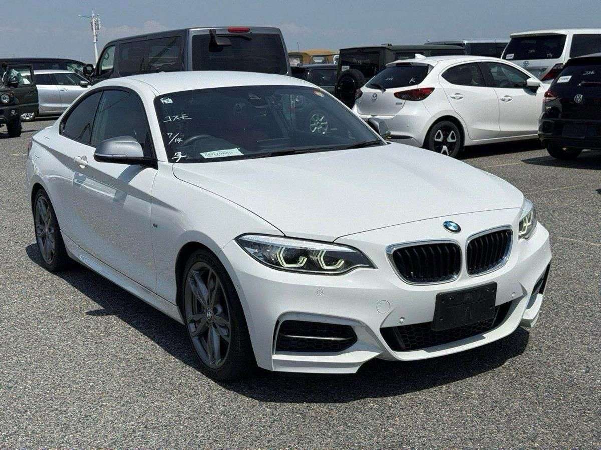 A 2018 BMW 2 SERIES COUPE M240I JDM VEHICLE+LOW MILEAGE+FSH+DUE IN A 2018 BMW 2 SERIES COUPE M240I JDM VEHICLE+LOW MILEAGE+FSH+DUE IN