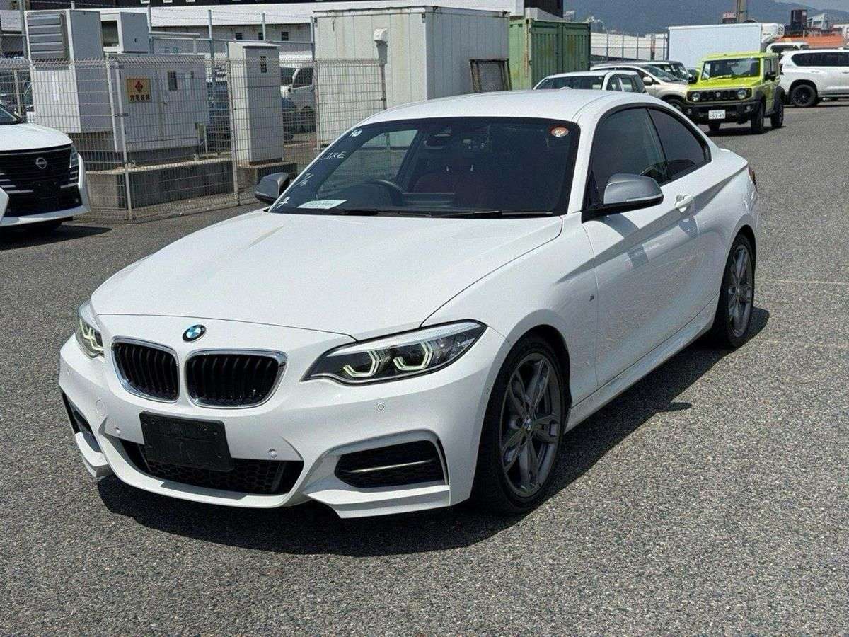 A 2018 BMW 2 SERIES COUPE M240I JDM VEHICLE+LOW MILEAGE+FSH+DUE IN A 2018 BMW 2 SERIES COUPE M240I JDM VEHICLE+LOW MILEAGE+FSH+DUE IN