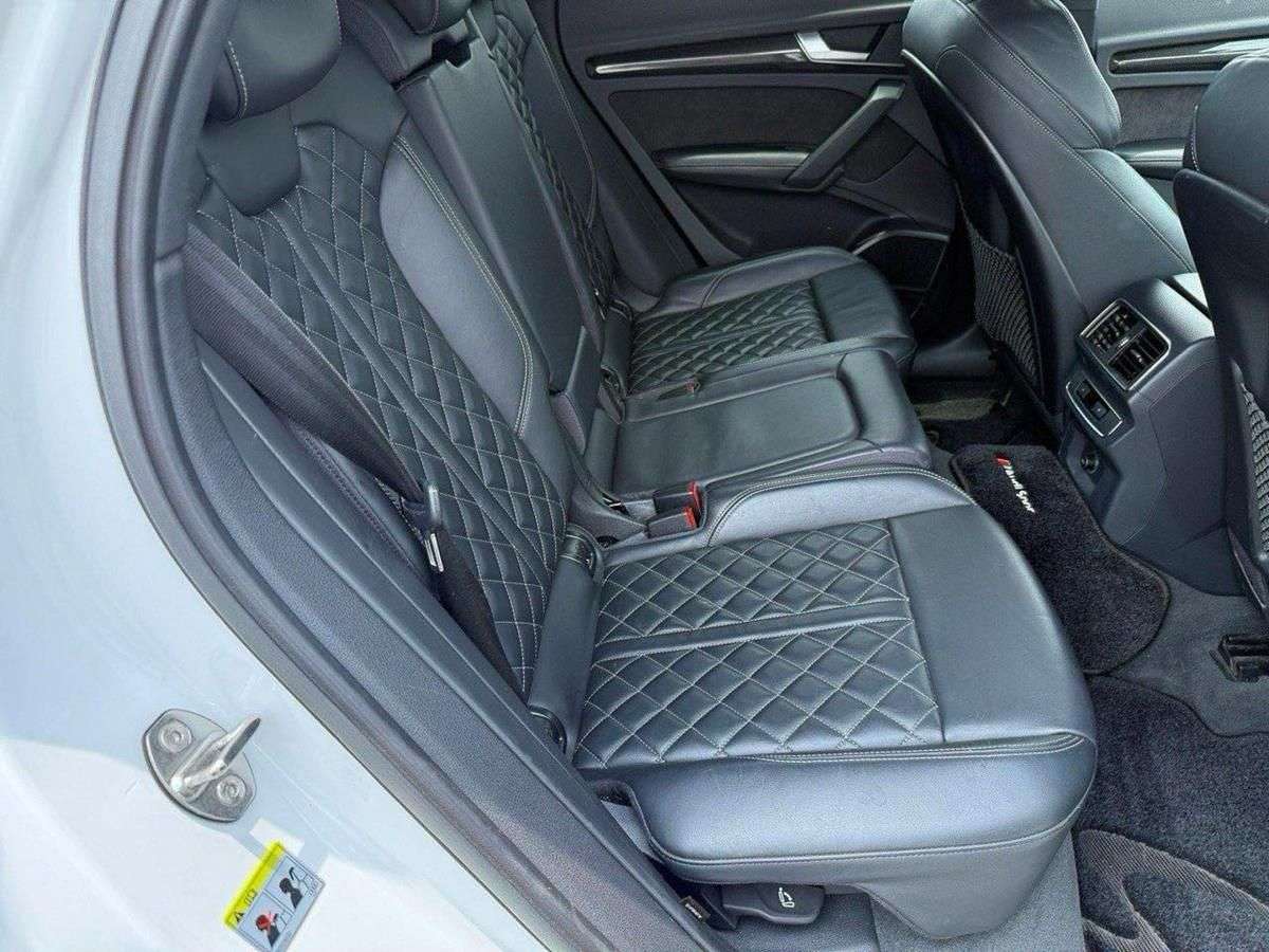 2017 AUDI SQ5 2017 AUDI SQ5