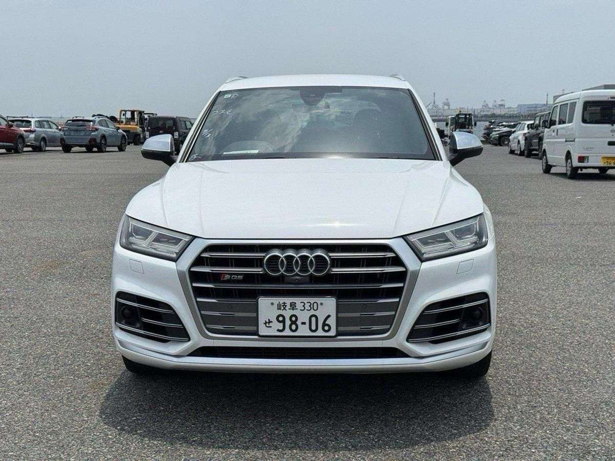 A 2017 AUDI SQ5 SQ5 TFSI QUATTRO JDM VEHICLE+HUGE SPEC+DUE IN SOON A 2017 AUDI SQ5 SQ5 TFSI QUATTRO JDM VEHICLE+HUGE SPEC+DUE IN SOON