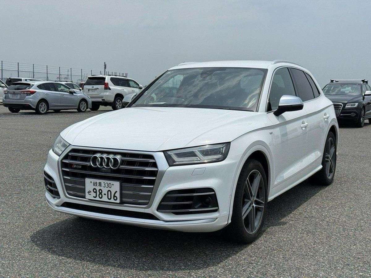 A 2017 AUDI SQ5 SQ5 TFSI QUATTRO JDM VEHICLE+HUGE SPEC+DUE IN SOON A 2017 AUDI SQ5 SQ5 TFSI QUATTRO JDM VEHICLE+HUGE SPEC+DUE IN SOON