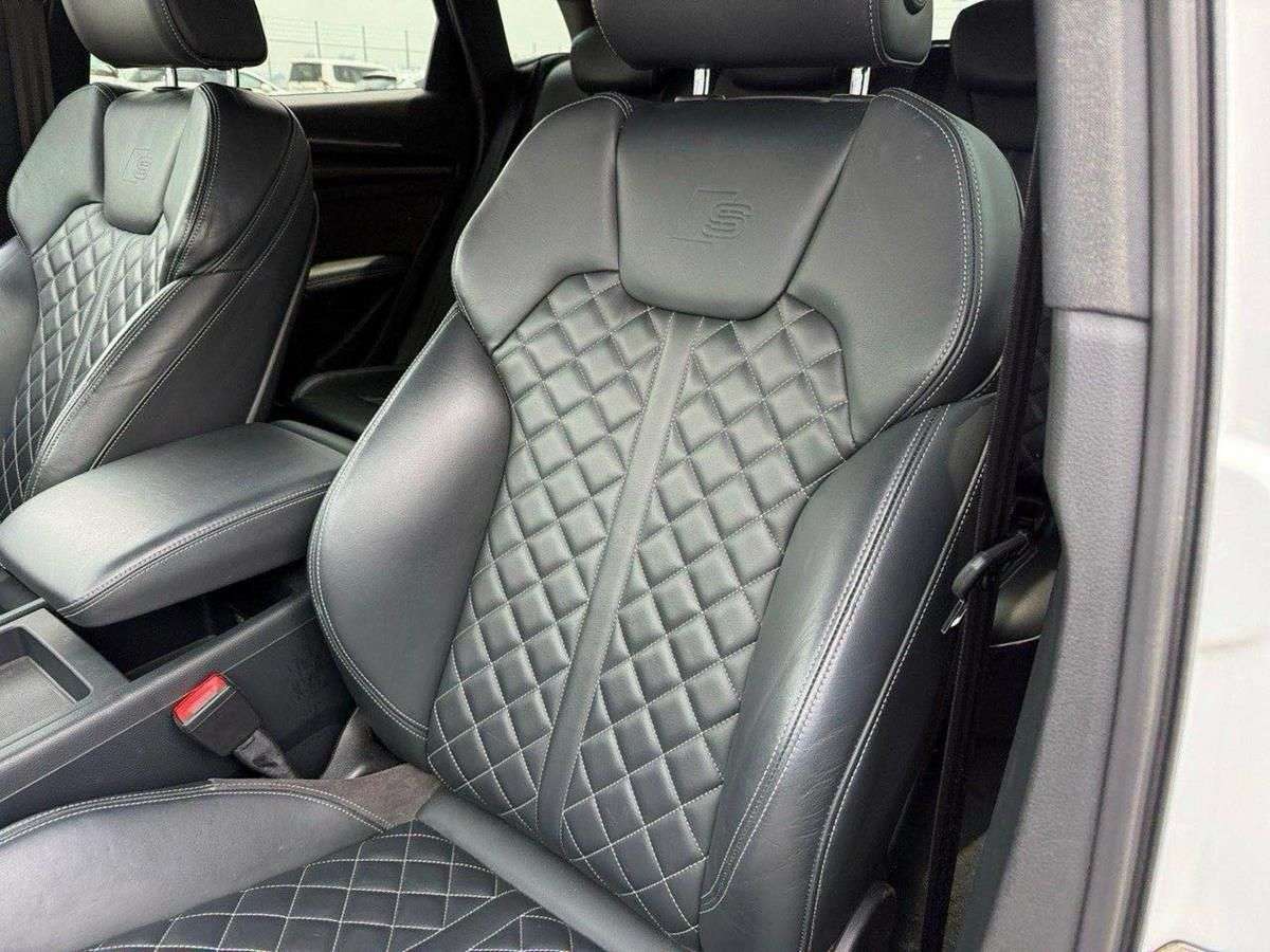 2017 AUDI SQ5 2017 AUDI SQ5