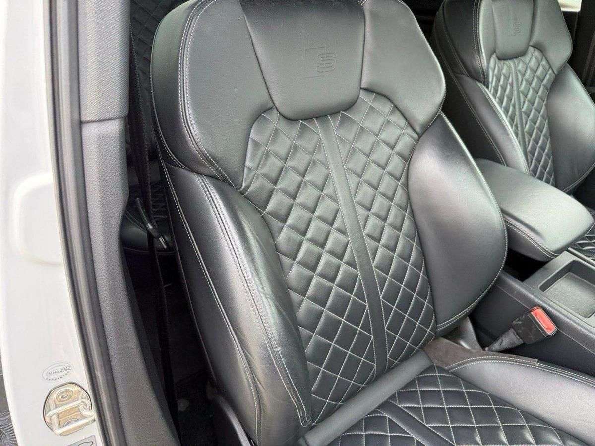 2017 AUDI SQ5 2017 AUDI SQ5