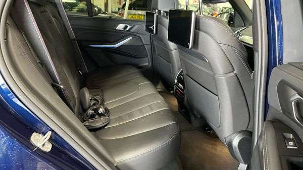 2022 BMW X5 2022 BMW X5