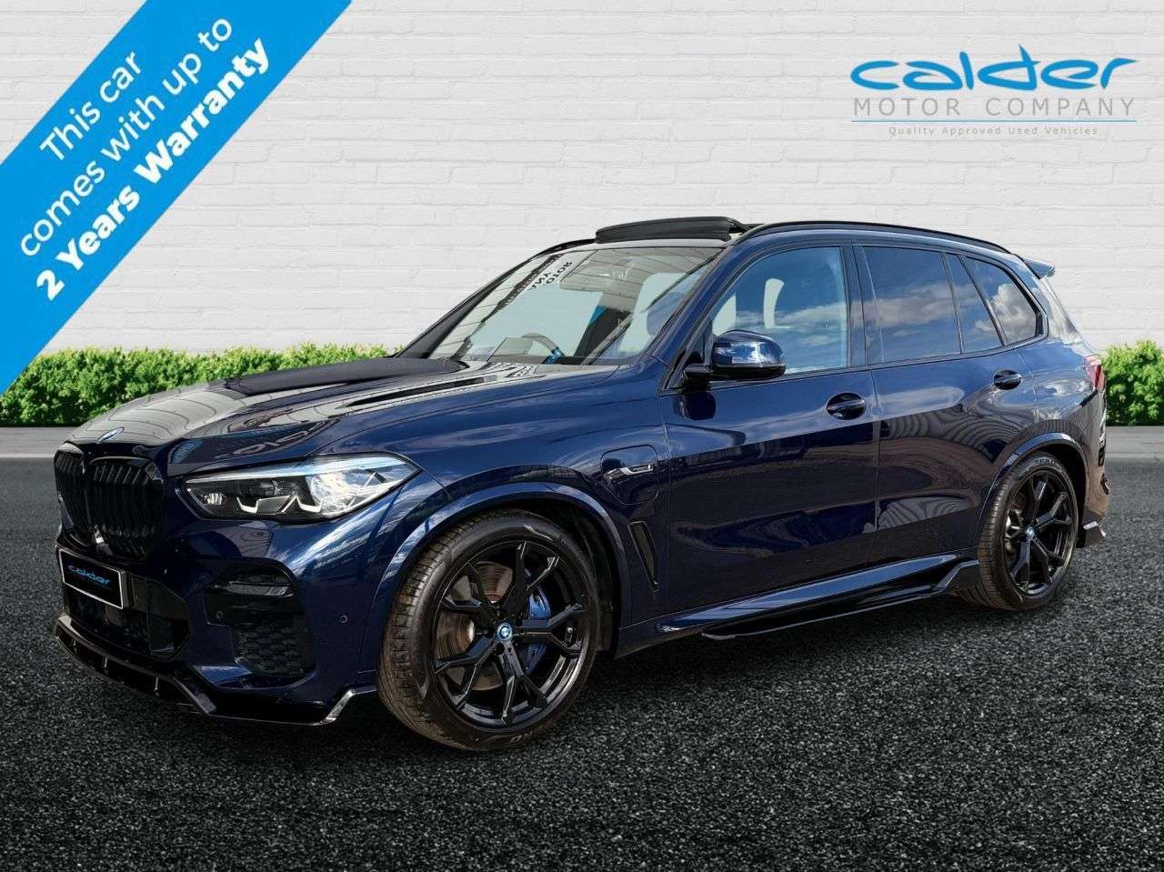 A 2022 BMW X5 3.0 45e 24kWh M Sport SUV 5dr Petrol Plug-in Hybrid Auto xDrive Euro 6 (s/s A 2022 BMW X5 3.0 45e 24kWh M Sport SUV 5dr Petrol Plug-in Hybrid Auto xDrive Euro 6 (s/s