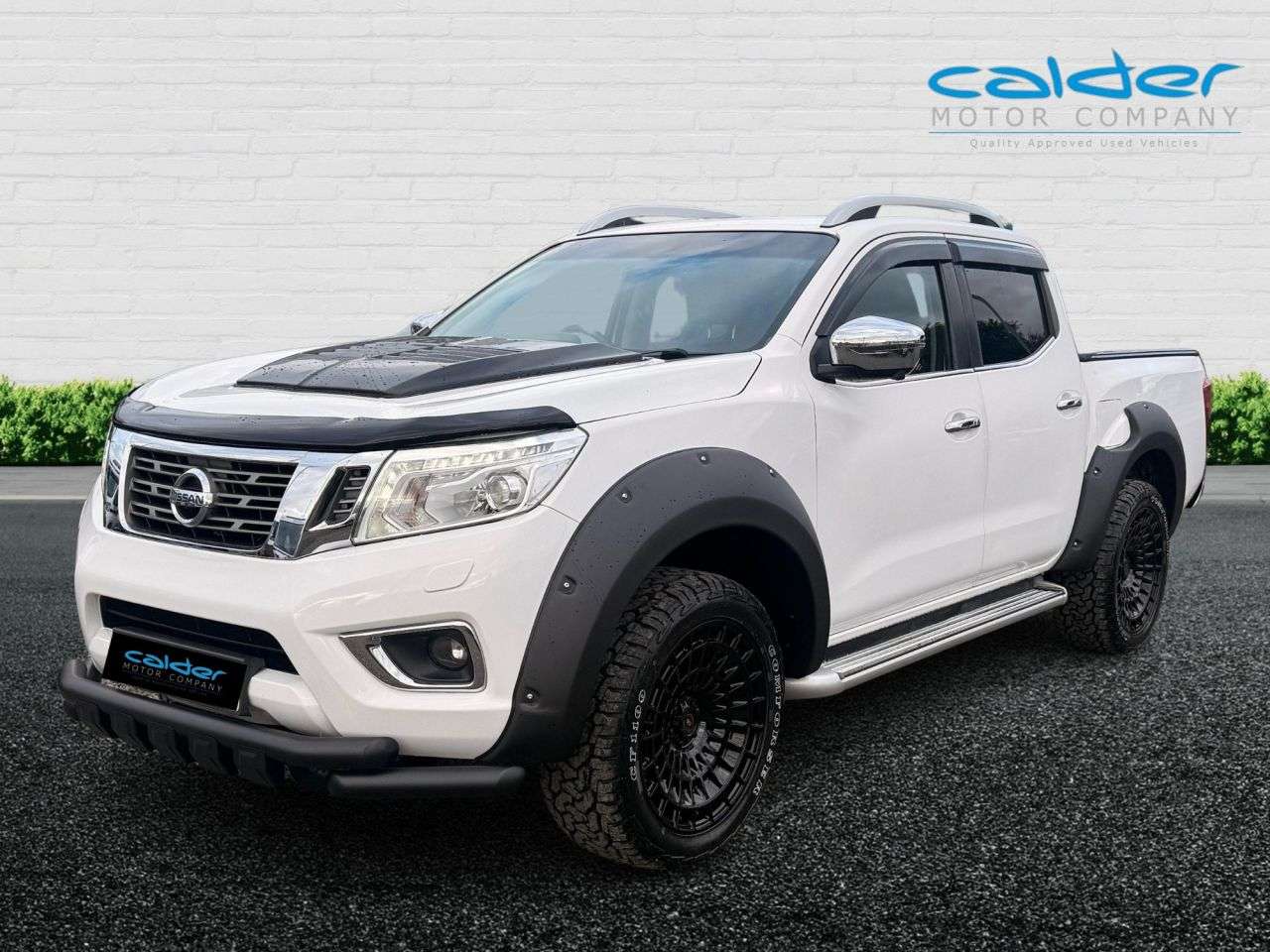 A 2017 NISSAN NAVARA 2.3 dCi Tekna Pickup Double Cab 4dr Diesel Auto 4WD Euro 6 (190 ps) FULL BO A 2017 NISSAN NAVARA 2.3 dCi Tekna Pickup Double Cab 4dr Diesel Auto 4WD Euro 6 (190 ps) FULL BO